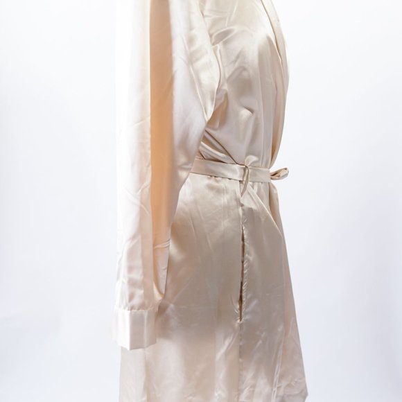 Leisureland “RACHEL” Monogram Satin Robe - Picture 4 of 6